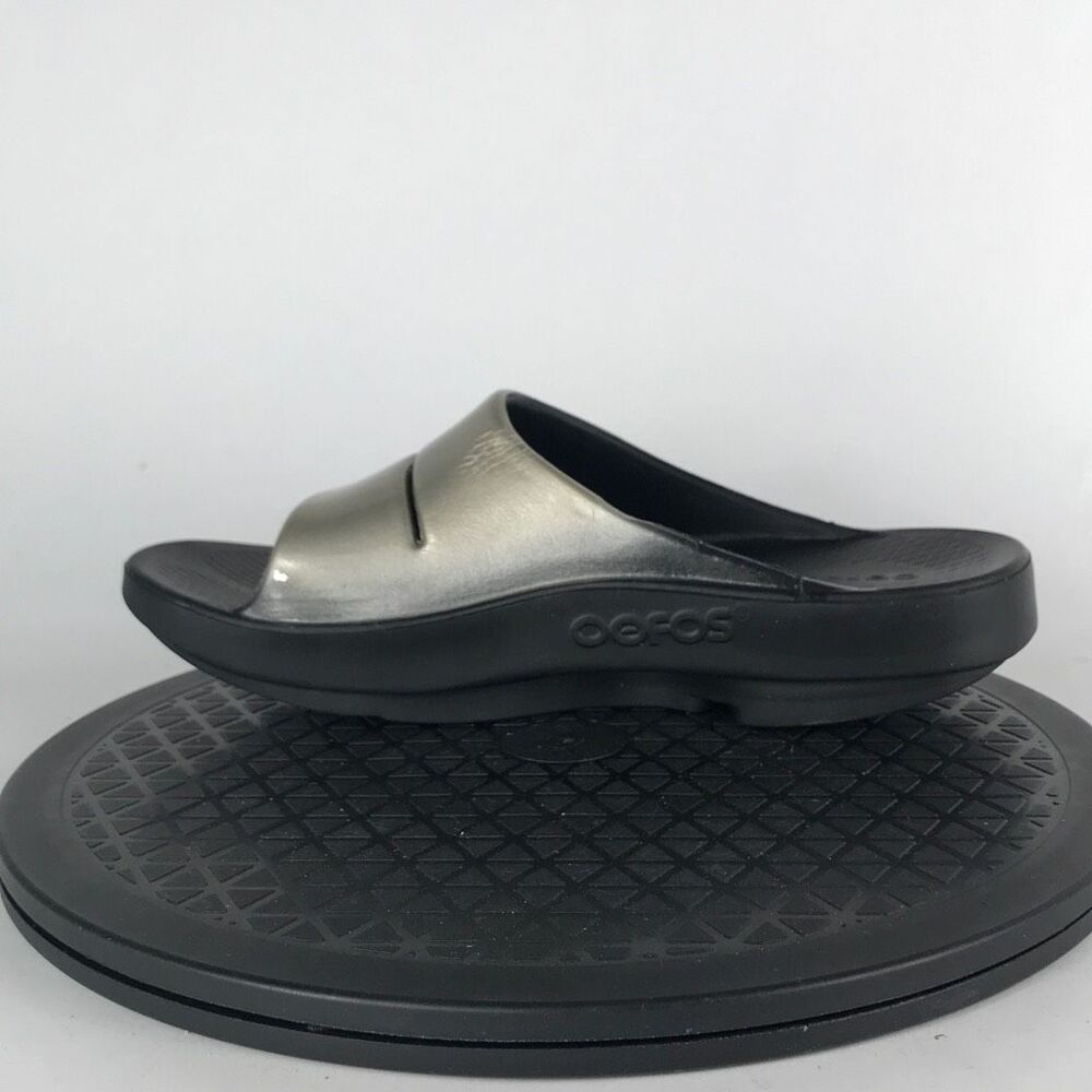 Oofos Ooahh Black/Gold Recovery Slip On Slides Women’s Size 10 - Picture 9 of 12